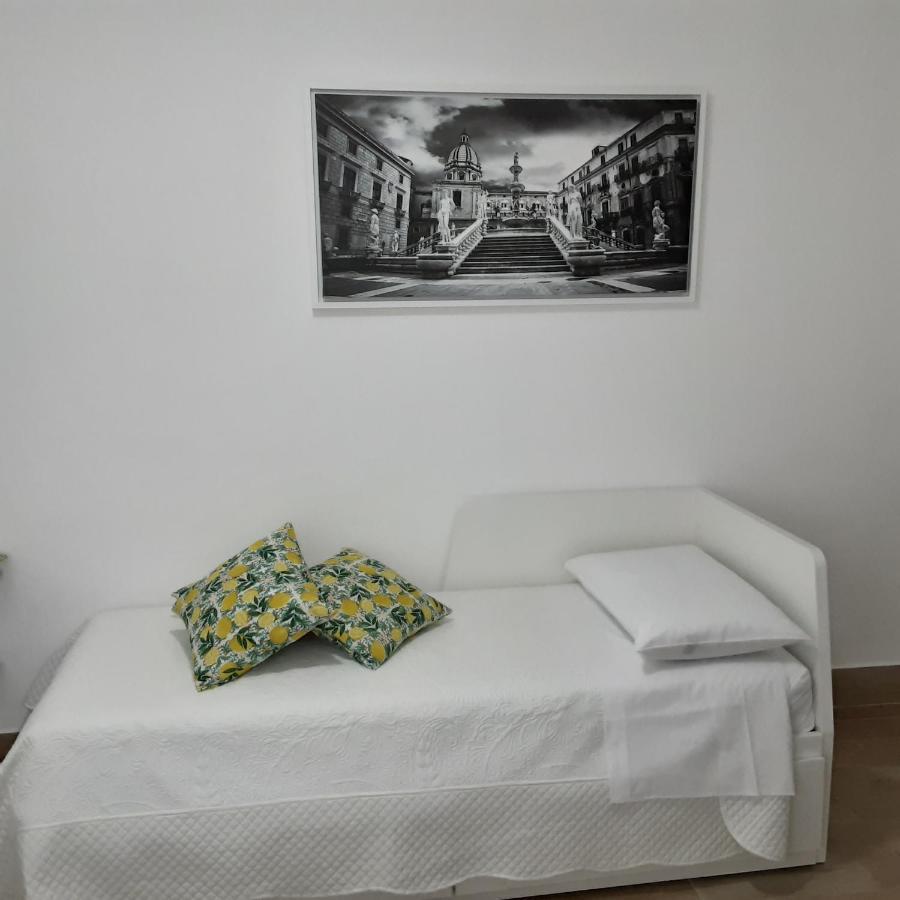 La Camera Di Stella - Ai Normanni Hotel Palermo Kültér fotó