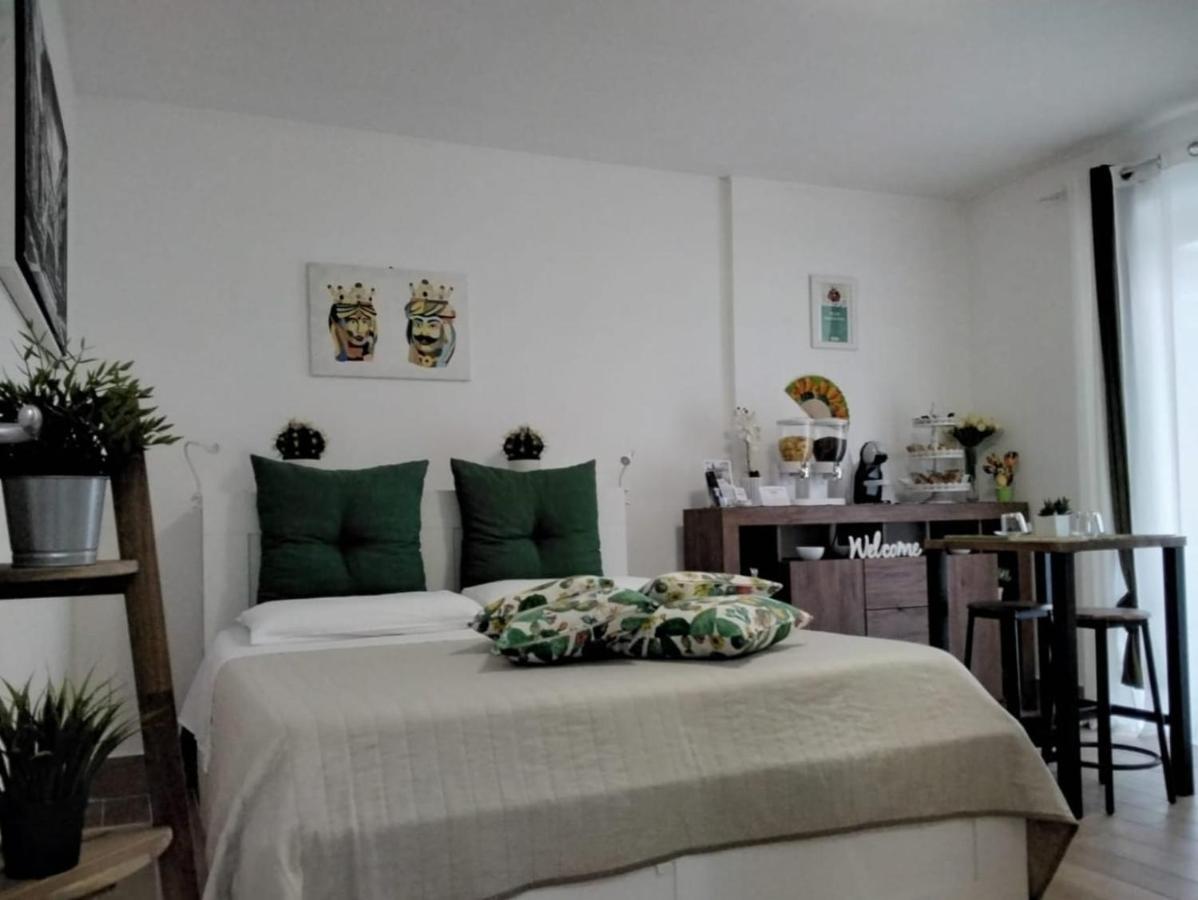 La Camera Di Stella - Ai Normanni Hotel Palermo Kültér fotó